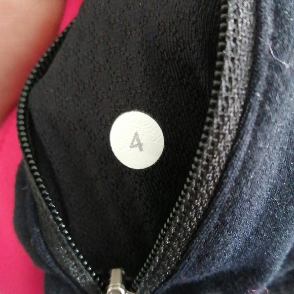 Lululemon leggings - Picture 7 of 8